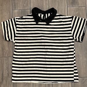 Yibugin maternity Black and cream Striped Shirt with black collar. Size XL.